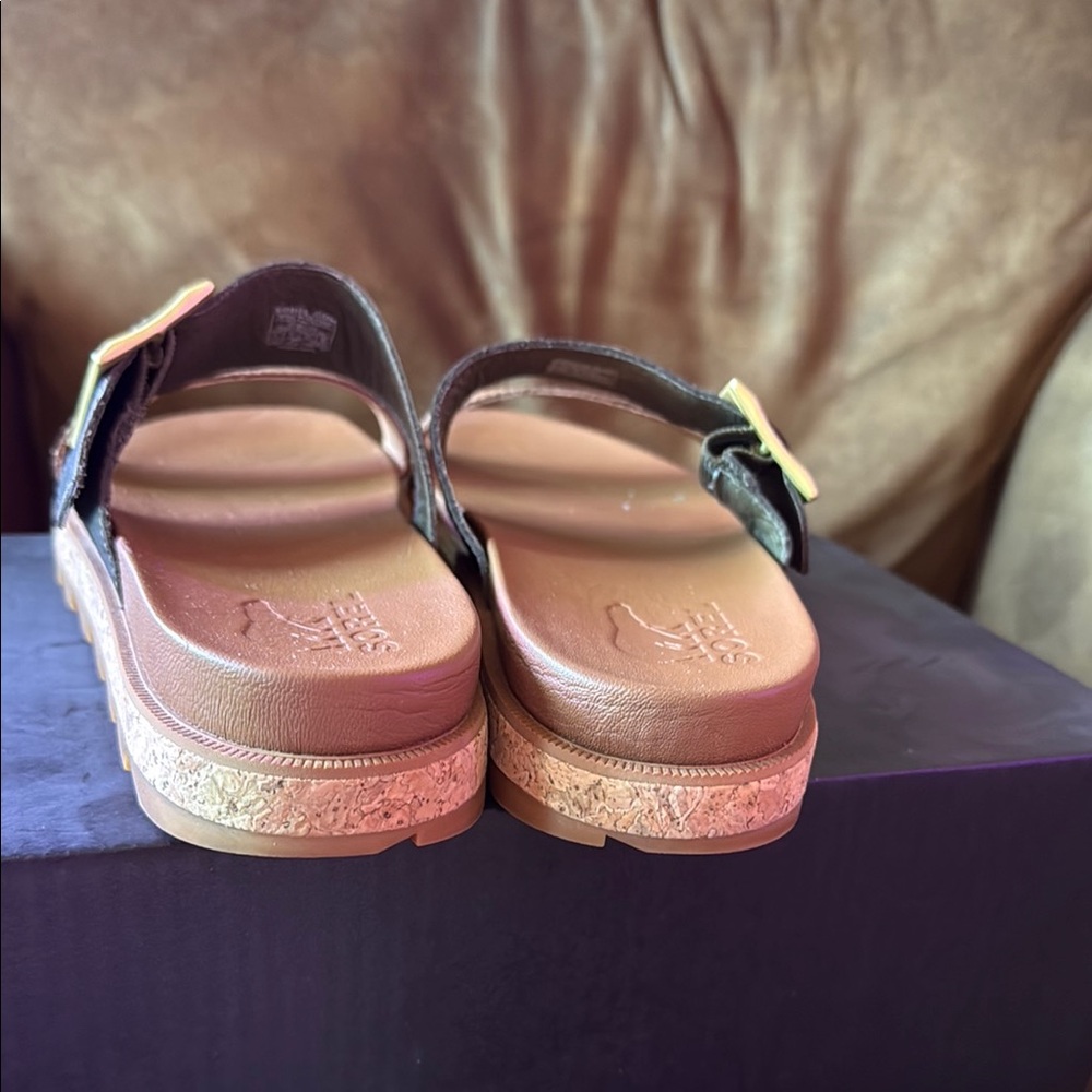 Sorel Two-Tone Brown and Black Slide Sandals with Gold Buckles - Picture 3 of 8